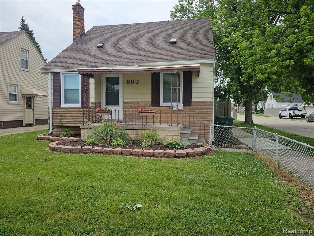 893 Leblanc Street, Lincoln Park, MI 48146