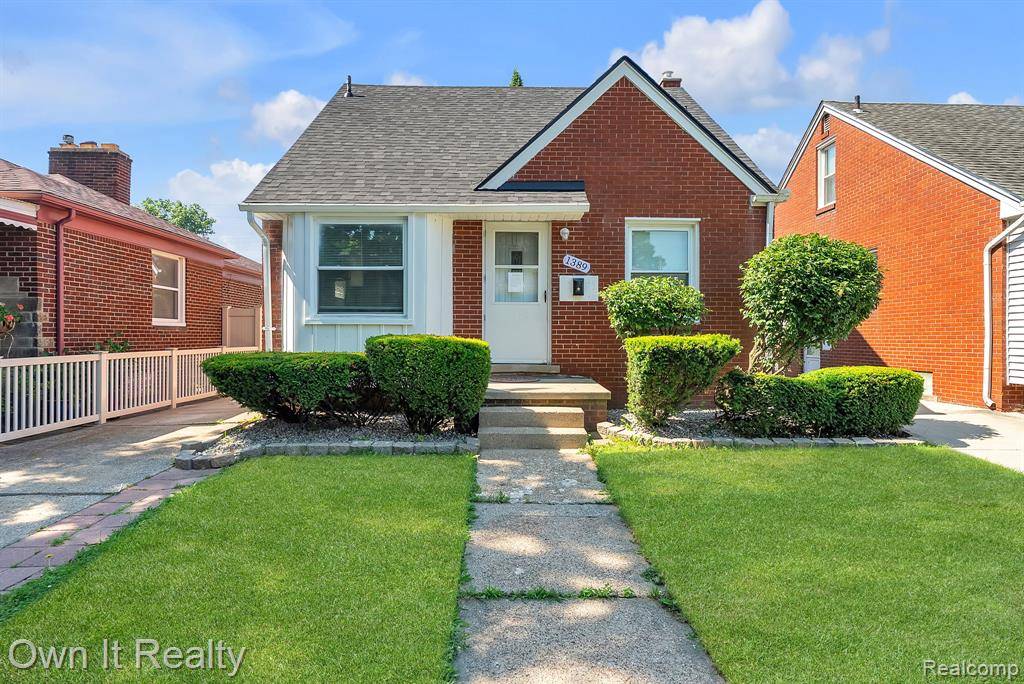1389 Cleveland Avenue, Lincoln Park, MI 48146