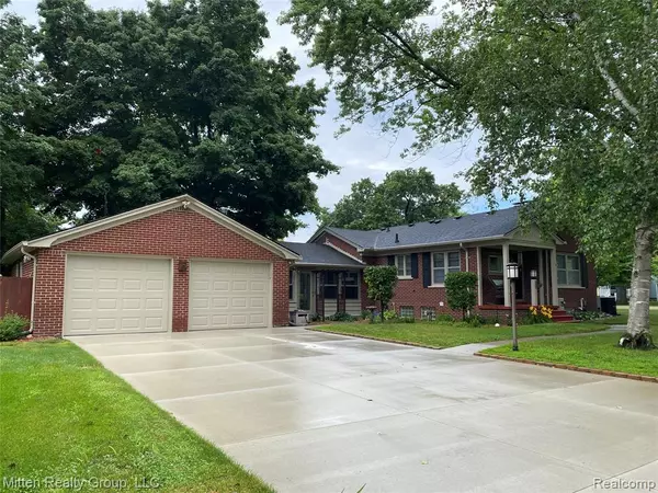 Plymouth, MI 48170,41079 E Ann Arbor Trail
