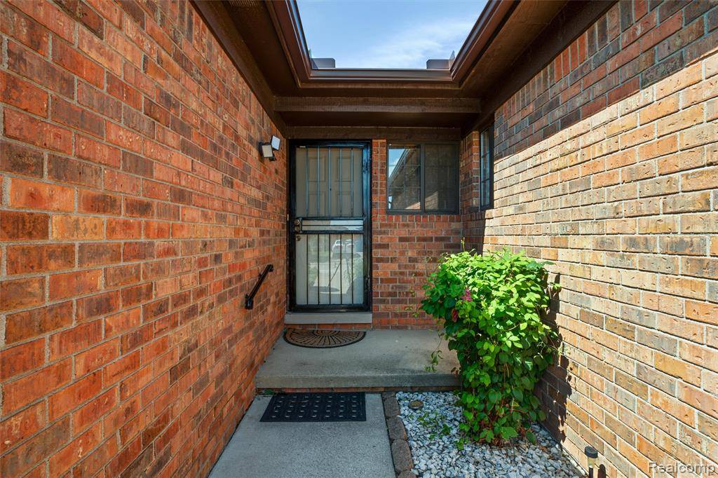 Warren, MI 48091,5419 Duke Court
