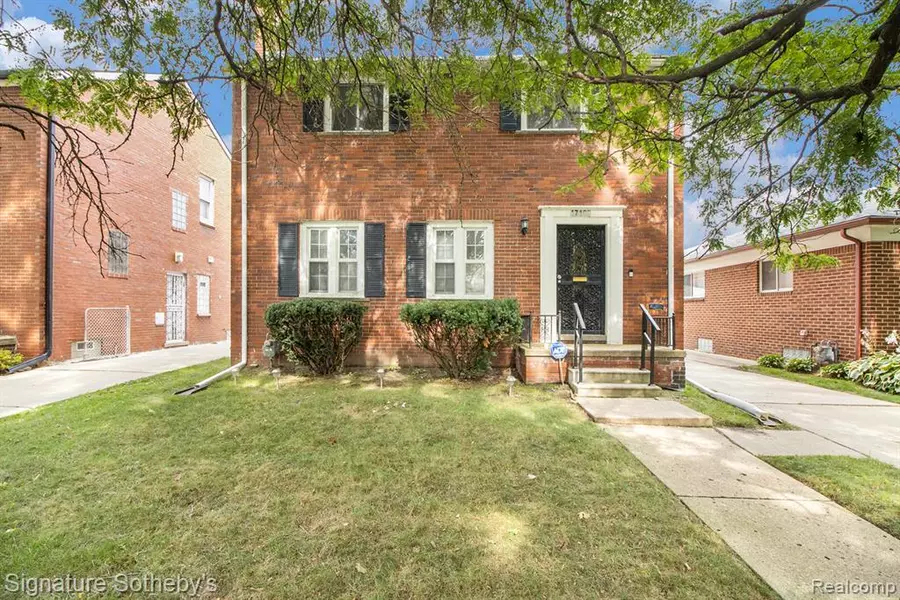 17196 Huntington Road, Detroit, MI 48219