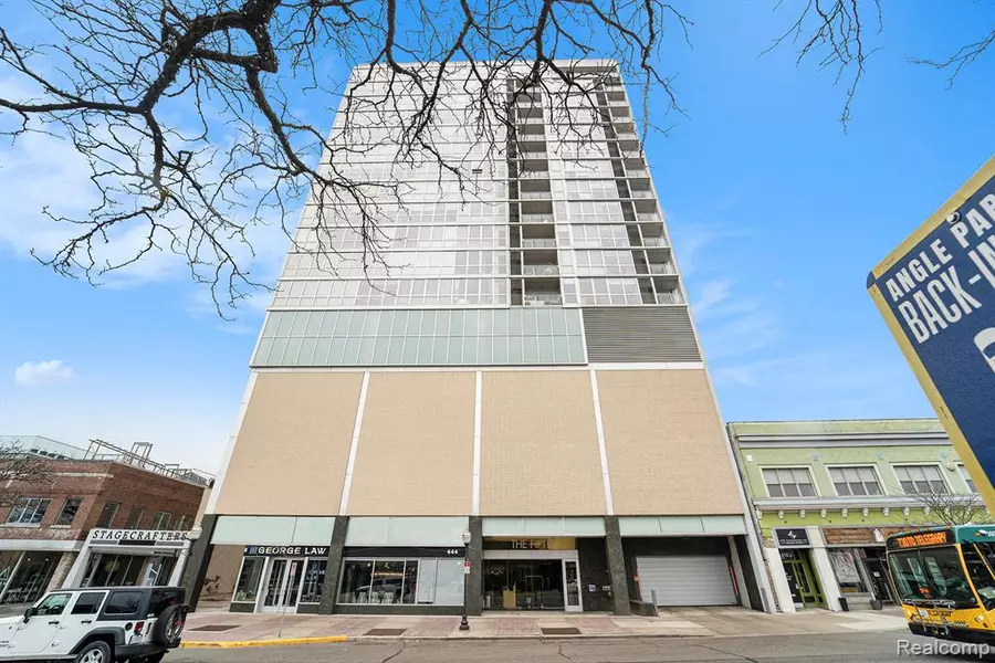 432 S Washington Avenue 802, Royal Oak, MI 48067