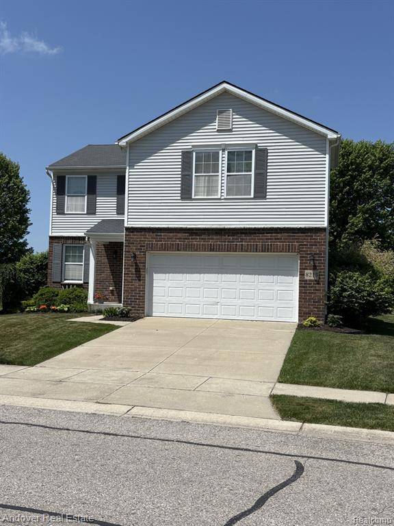 Dexter, MI 48130,8213 Bayberry Court