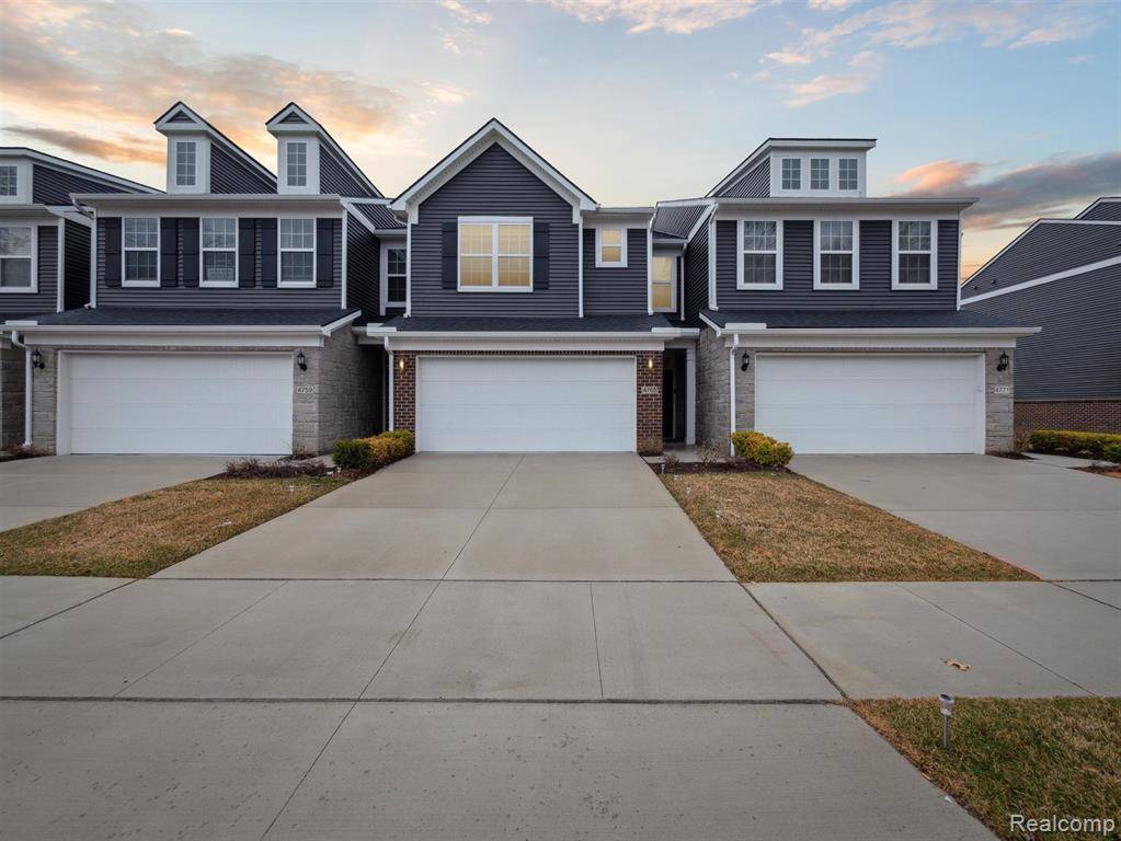 4765 GLENORA Drive, Orion Twp, MI 48359