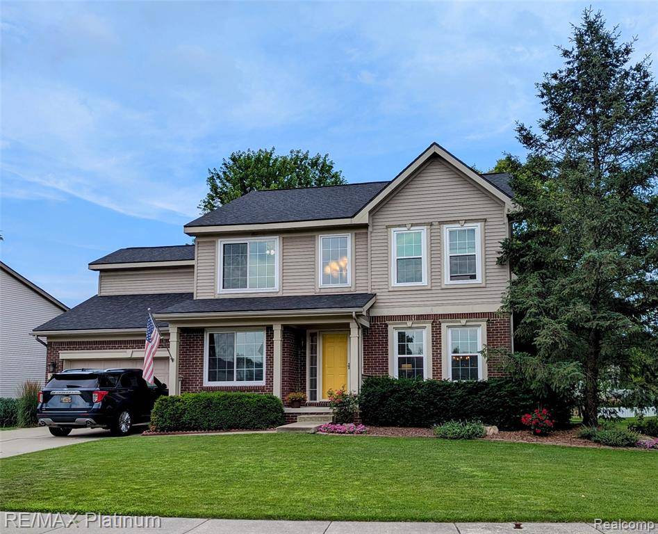 9180 Springwood Court, Howell, MI 48843