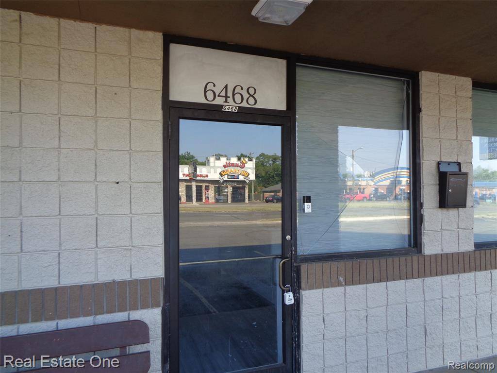 6444 Greenfield Road 6468, Dearborn, MI 48126