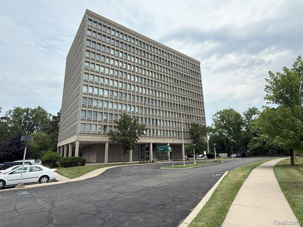 Dearborn, MI 48124,22700 Garrison Street 709