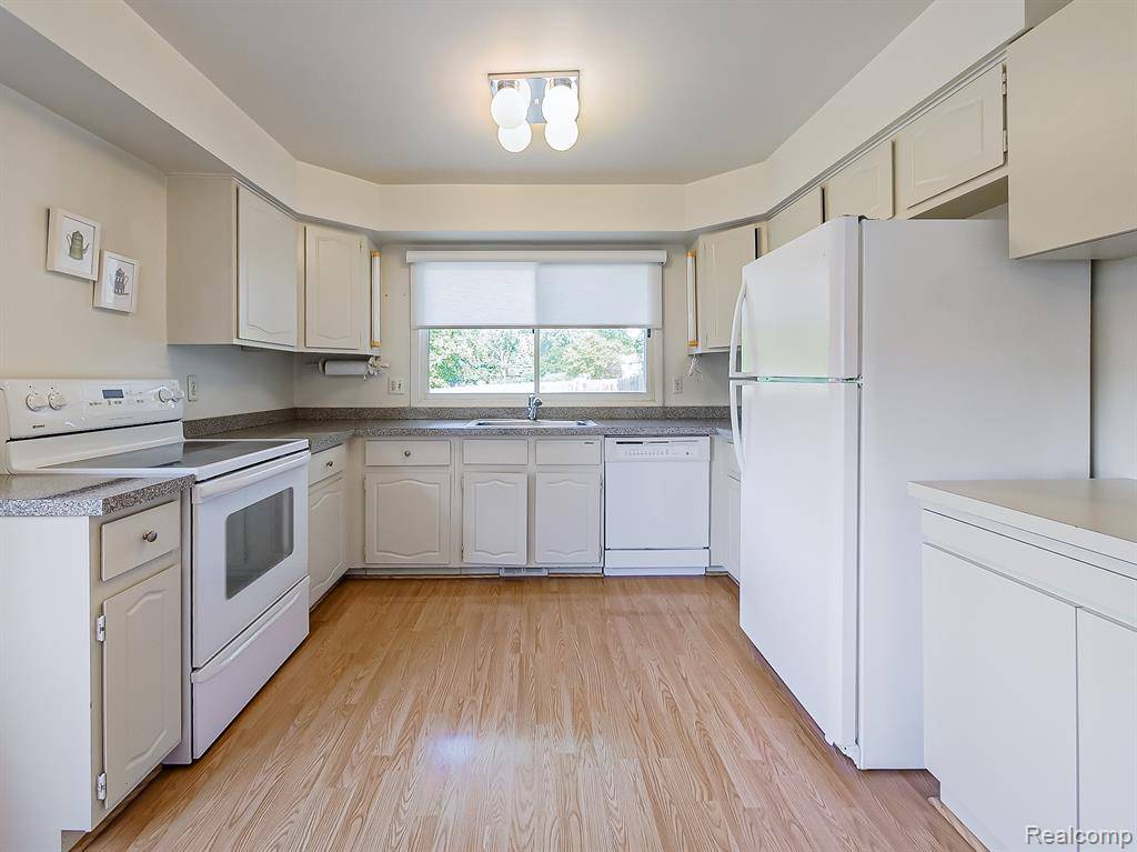 West Bloomfield Twp, MI 48322,6452 Rutledge Park Drive