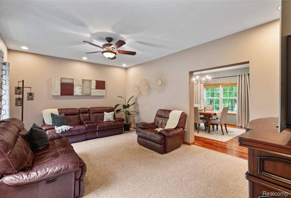 Lowell, MI 49331,12151 Vergennes Street