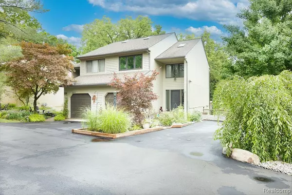1880 W Liberty Street, Ann Arbor, MI 48103