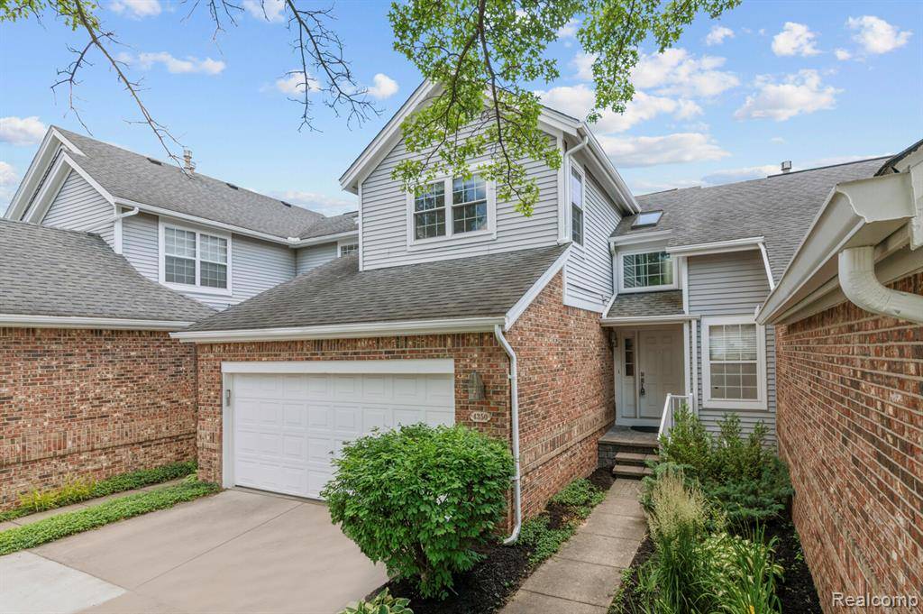 4350 Pine Ridge Court 55, Ann Arbor, MI 48105