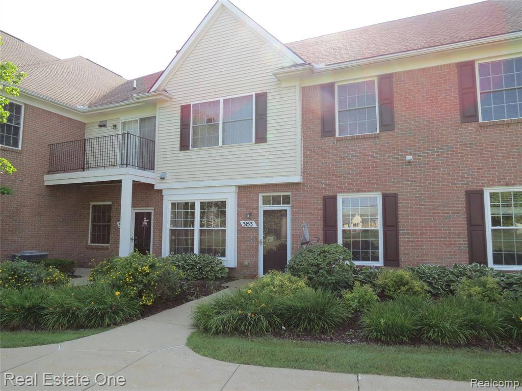 3153 Kneeland Circle 19-b, Howell, MI 48843