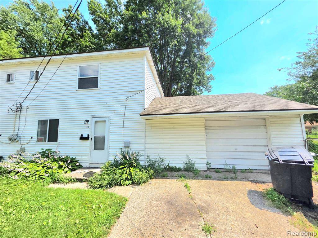 2313 Deerfield Court, Westland, MI 48186
