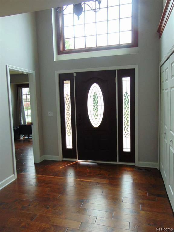 Rochester Hills, MI 48307,1396 BEMBRIDGE Drive