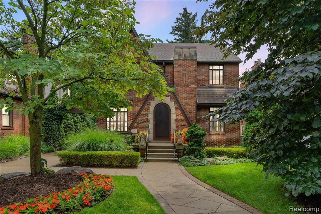 22643 Law Street, Dearborn, MI 48124