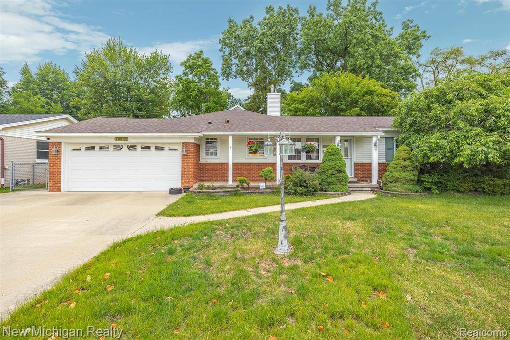 29806 Linda Street, Livonia, MI 48154