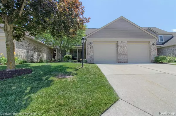 4671 Hunters Circle E,  Canton Twp,  MI 48188