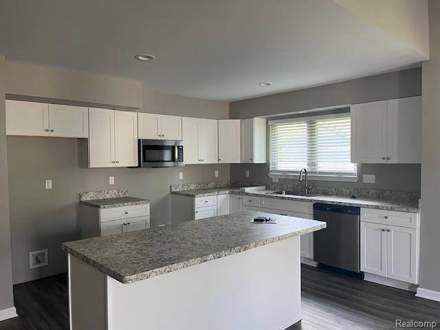 Davison, MI 48423,9351 Rayna Drive