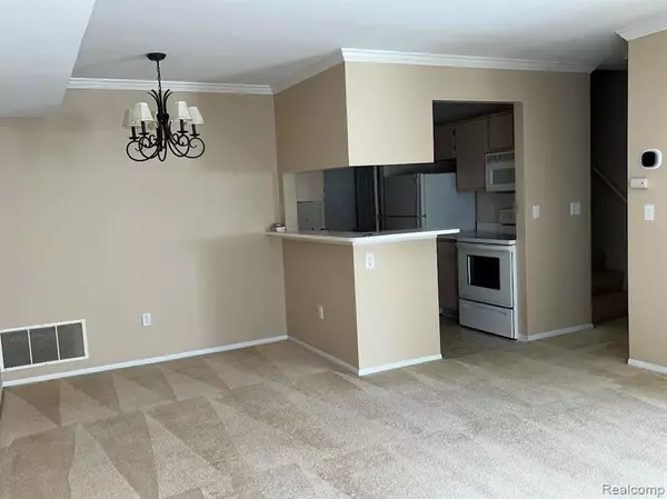 Farmington Hills, MI 48336,22368 CAPE COD Way