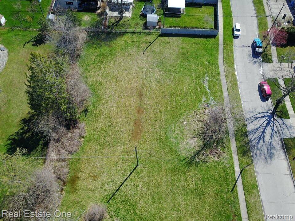 Dearborn Heights, MI 48127,6154 N INKSTER RD