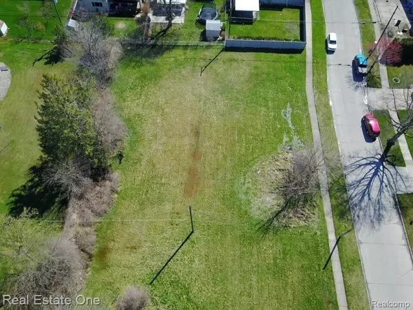 Dearborn Heights, MI 48127,6154 N INKSTER RD