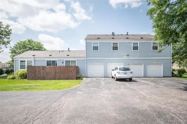 Novi, MI 48375,23668 N Rockledge