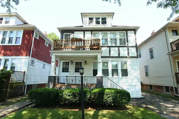 1324-1322 Wayburn Street, Grosse Pointe Park, MI 48230