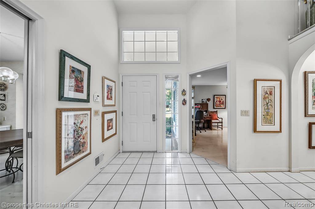 West Bloomfield Twp, MI 48322,7569 Danbury Circle