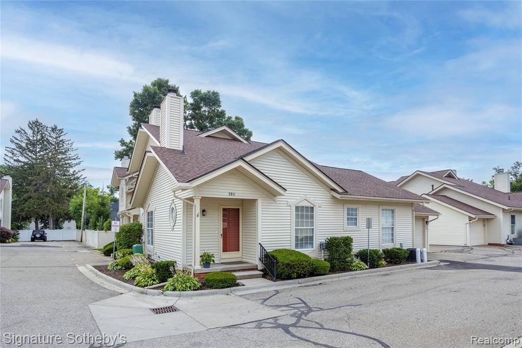 Plymouth, MI 48170,325 W Ann Arbor Trail Court