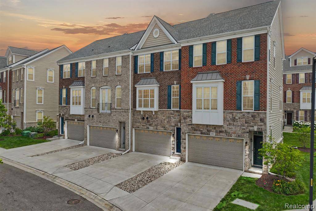 2825 Ridington Road, Ann Arbor, MI 48105