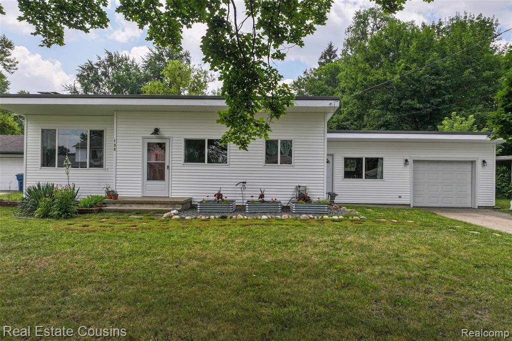 135 Bevins Street, Holly Vlg, MI 48442