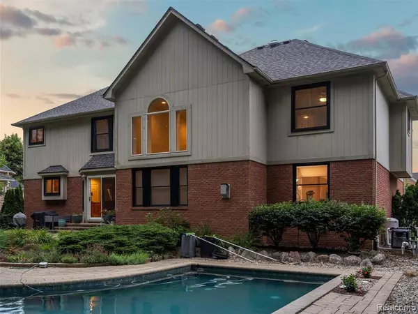 Shelby Twp, MI 48317,11064 Nature Way