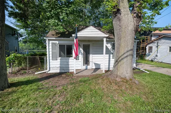 Waterford Twp, MI 48328,289 Lansing Drive