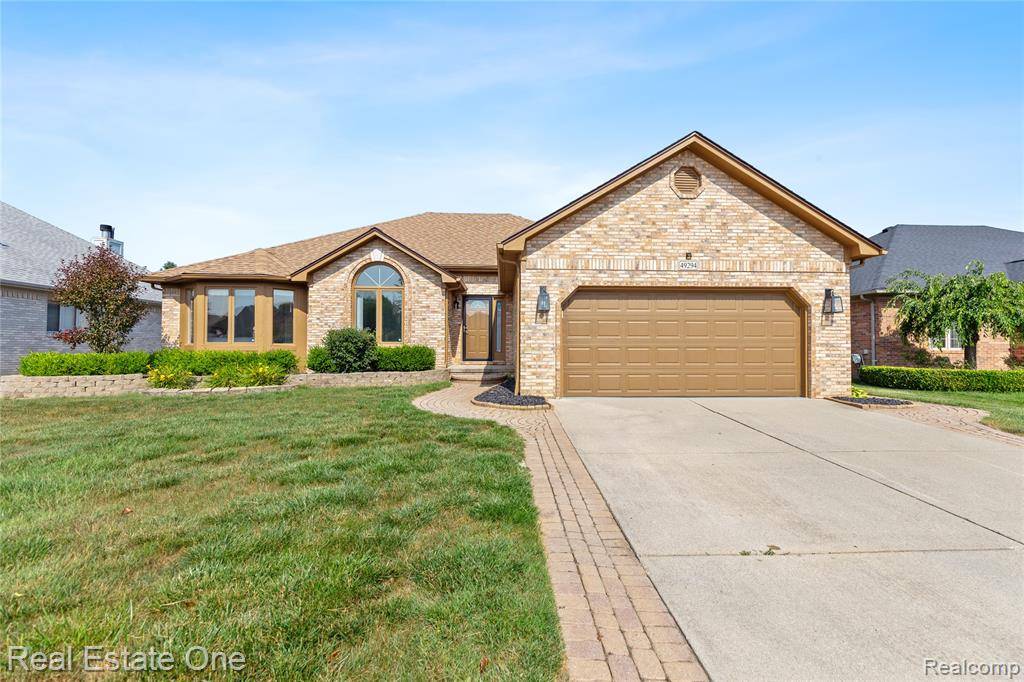 Macomb Twp, MI 48044,49294 Snowshoe Drive