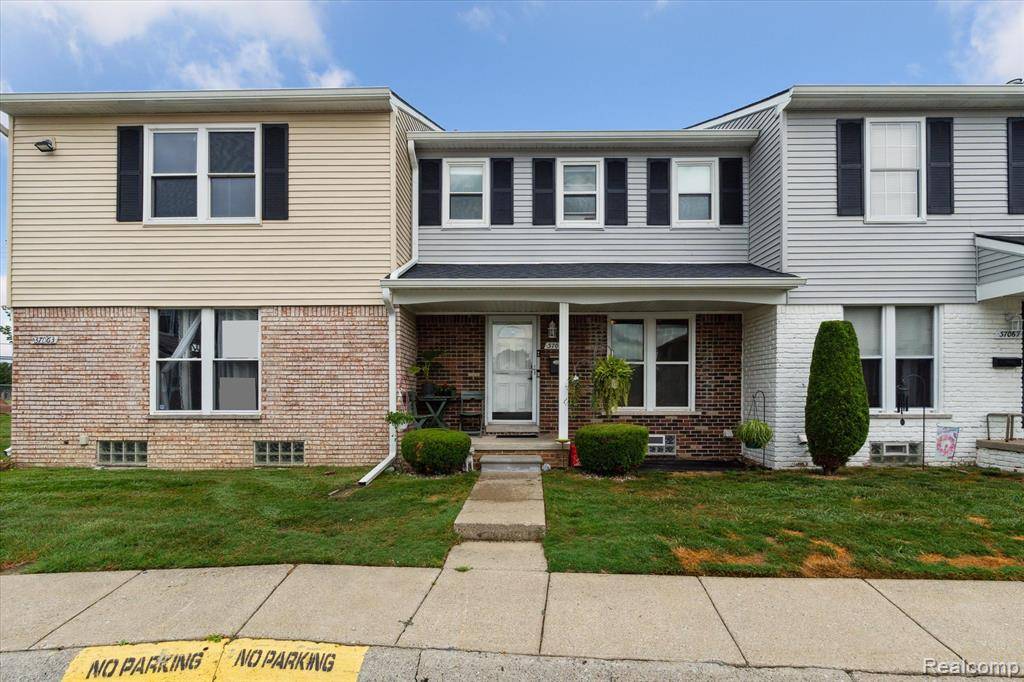 37065 Brynford Drive, Clinton Twp, MI 48036