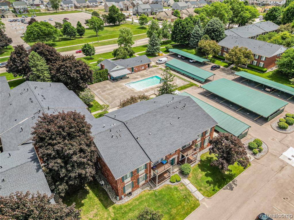 Sterling Heights, MI 48312,34763 MAPLE LANE Drive 57