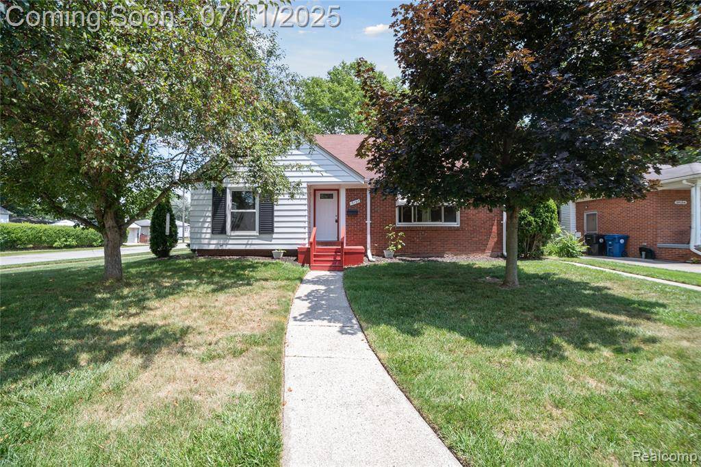 19190 Woodworth, Redford Twp, MI 48240
