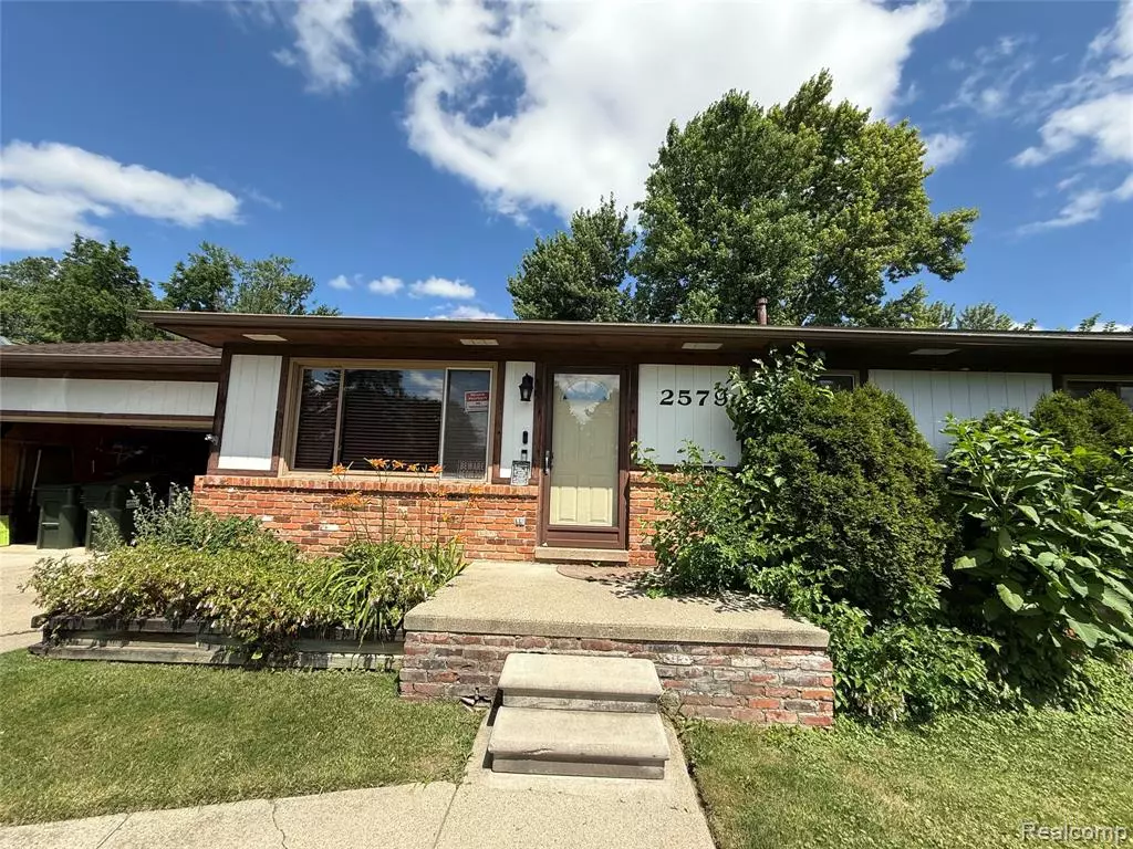 Rochester Hills, MI 48309,2579 Dearborn Avenue