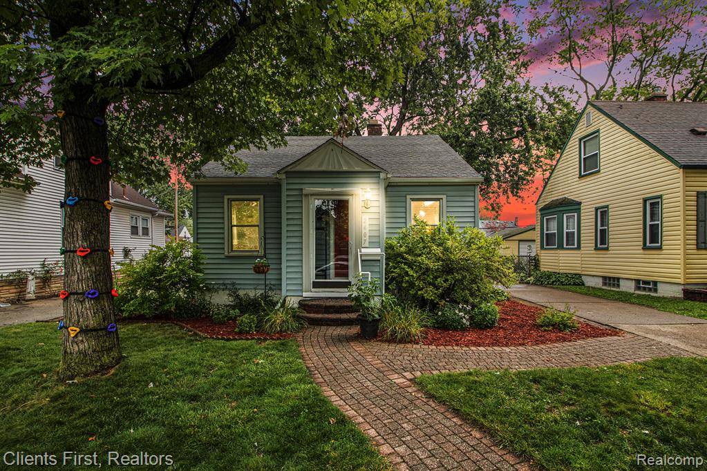 Dearborn, MI 48124,2407 Geneva Street