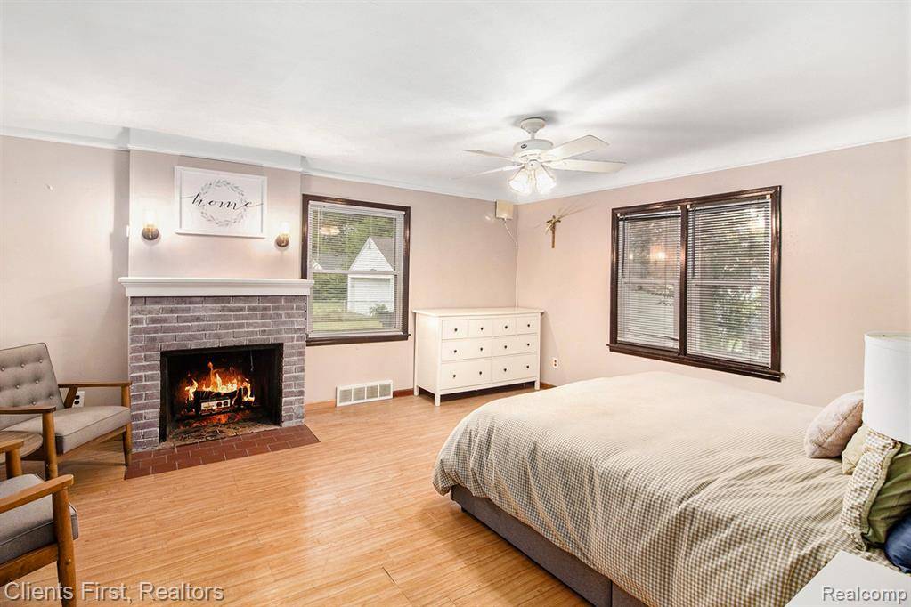 Dearborn, MI 48124,2407 Geneva Street