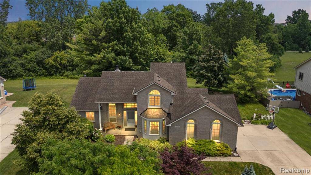 42764 Bloomingdale Drive, Sterling Heights, MI 48314