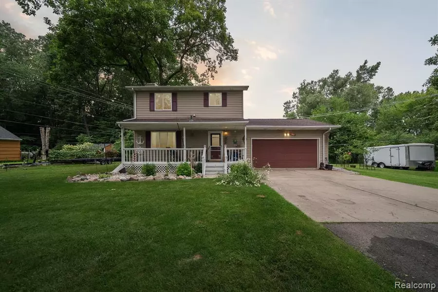514 Sulley Street, Waterford Twp, MI 48327