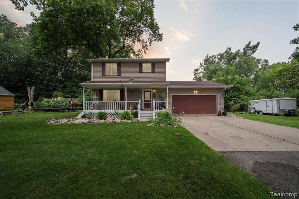 514 Sulley Street, Waterford Twp, MI 48327