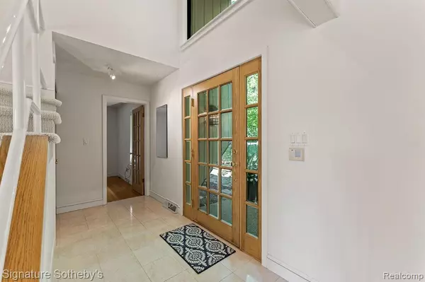 Independence Twp, MI 48346,6897 DEERHILL Drive