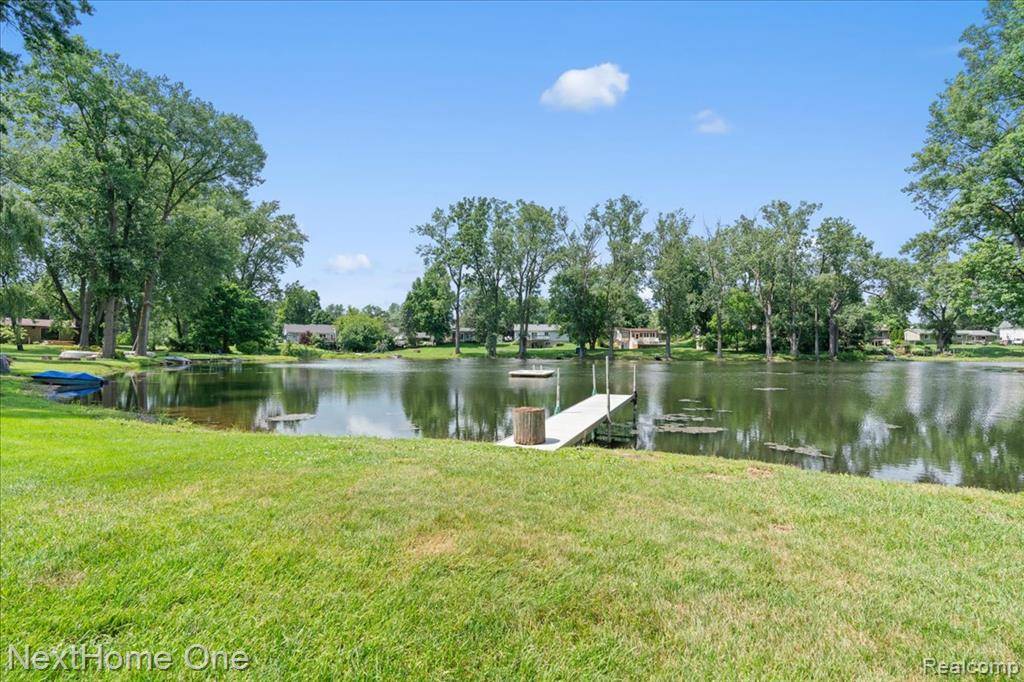 Highland Twp, MI 48357,950 Intervale Drive