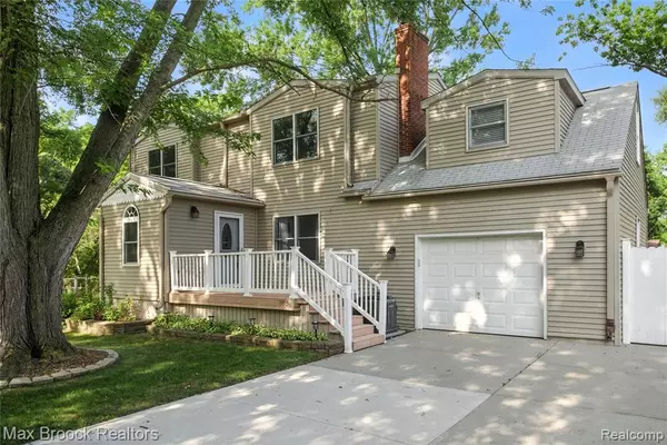 Plymouth, MI 48170,8815 Ball Street