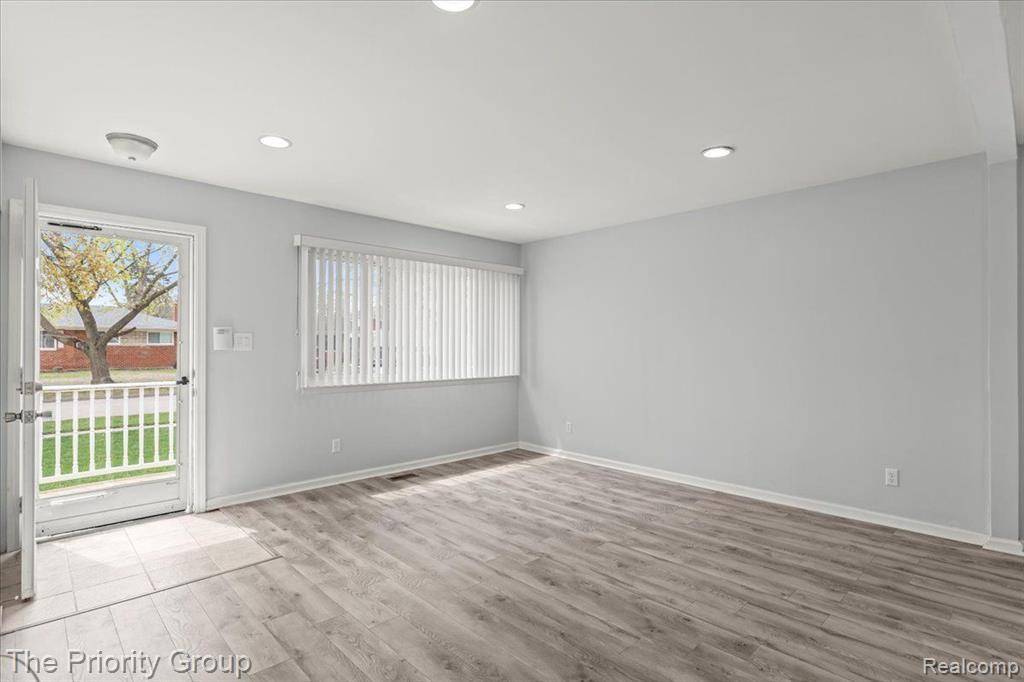 Warren, MI 48092,3235 Earl Dr