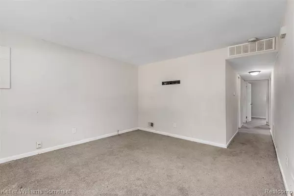 Warren, MI 48089,8731 Republic Avenue