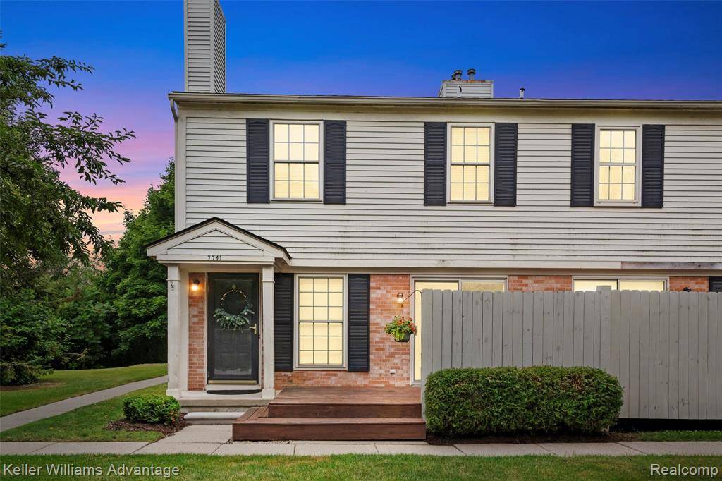 7741 Lake Ridge Drive, Waterford Twp, MI 48327