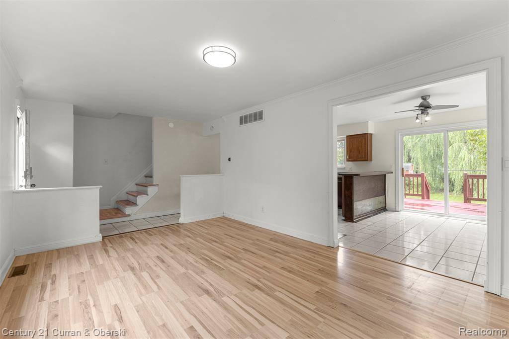 Ypsilanti, MI 48198,9032 Arlington Drive